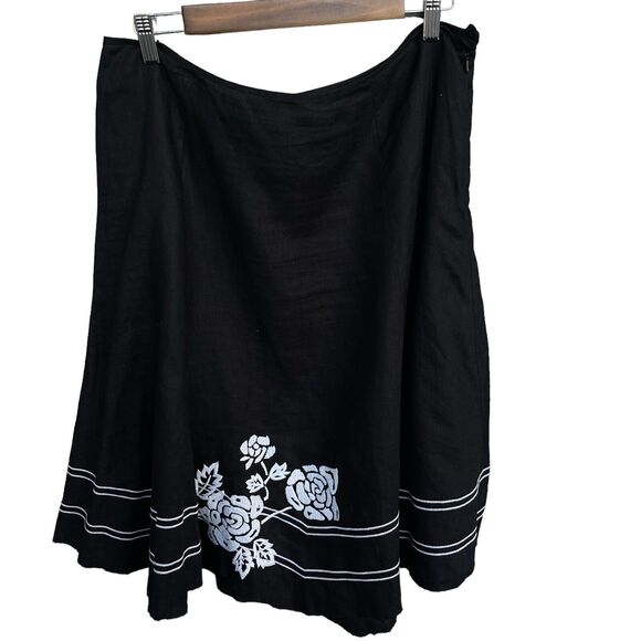 Nine West Woman Skirt Womens 14W Black Embroidered Floral Boho Raw Hem Linen - Picture 1 of 12